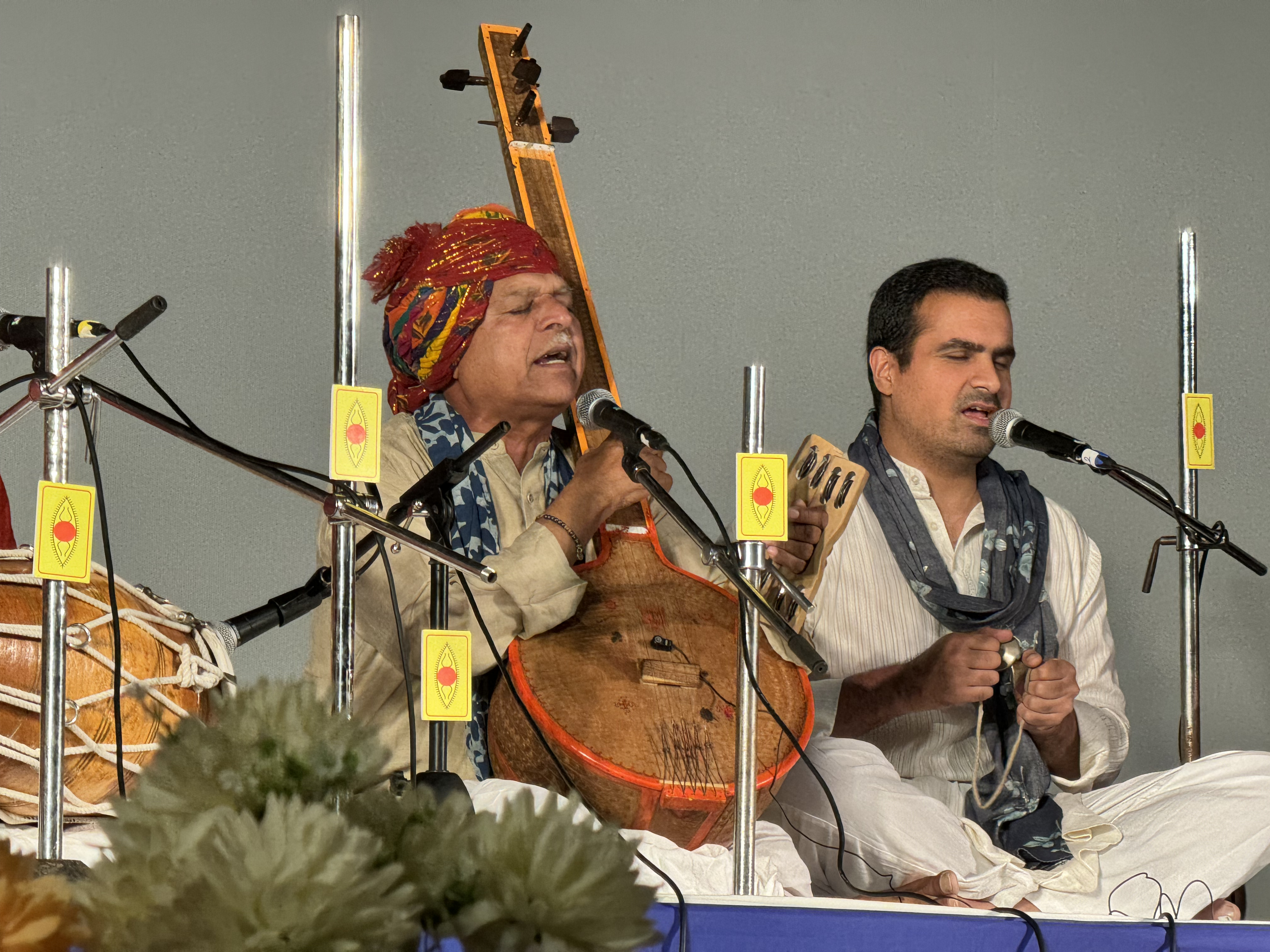 Two artists performing Kabir songs together at IIT Kharagpur